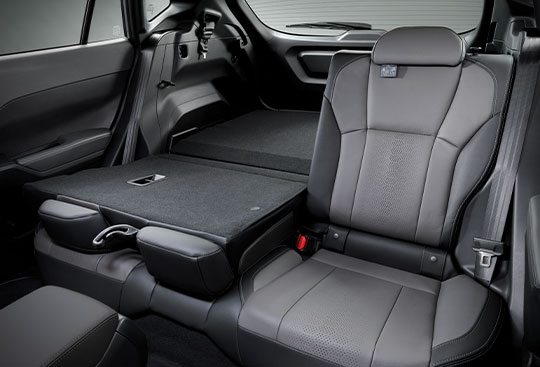 <sg-lang1>60/40-split Folding Rear Seats</sg-lang1><sg-lang2></sg-lang2><sg-lang3></sg-lang3>