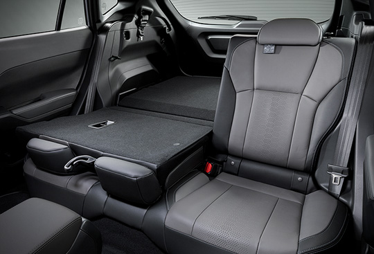 60/40-split Folding Rear Seats