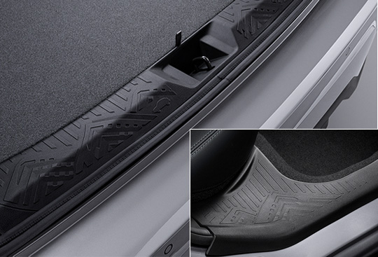 Rear Gate Trim / Side Sill Plate